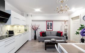 Luxe Living Boutique Pilsudskiego 11