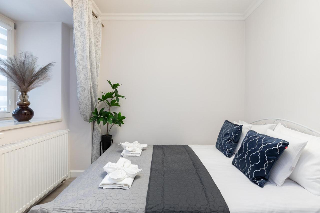 Luxe Living Boutique Pilsudskiego 11 Leilighet Krasków Eksteriør bilde