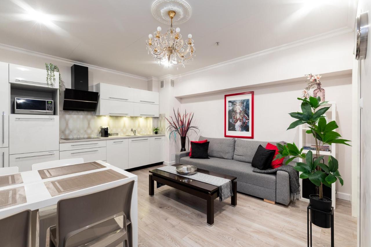 Luxe Living Boutique Pilsudskiego 11 Leilighet Krasków Eksteriør bilde